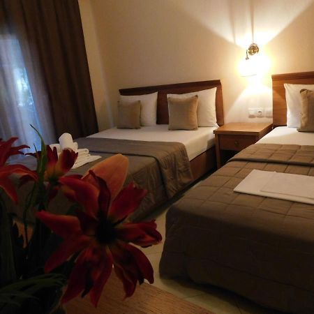 Anna House 1 Hotel Sarti Luaran gambar